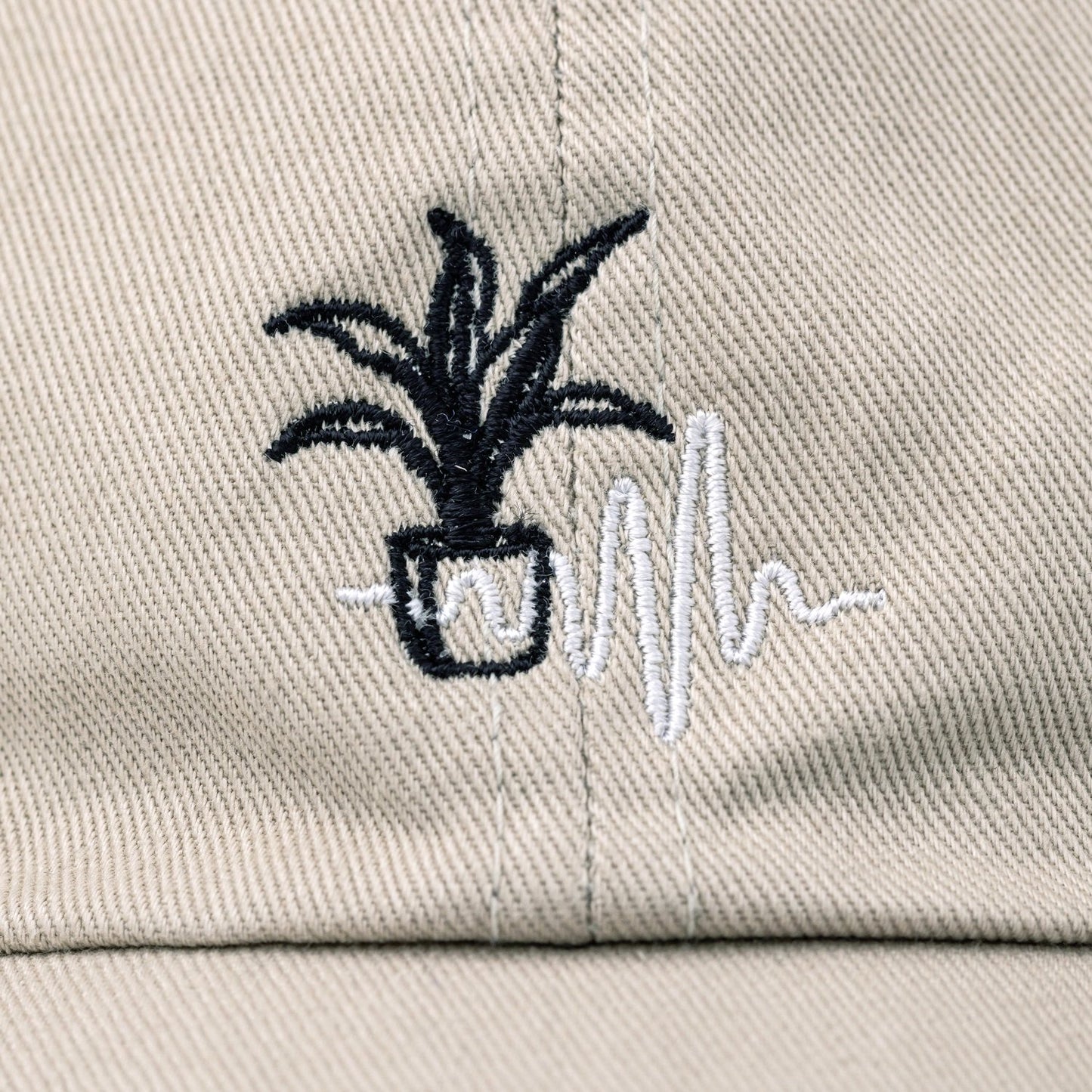 GRAPH A WAVE HAT (OAK)